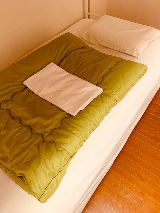 פוקואוקה Guesthouse Shiawase Eki מראה חיצוני תמונה