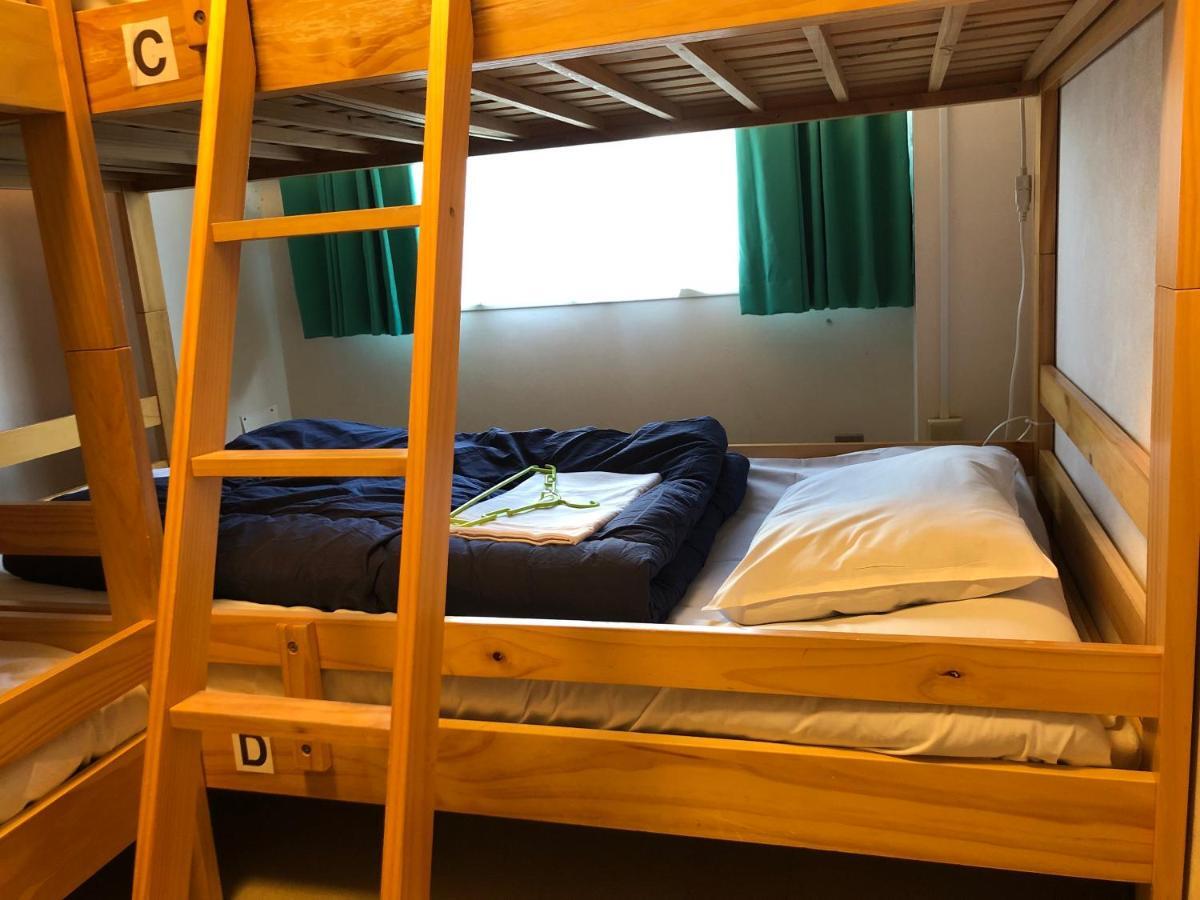 פוקואוקה Guesthouse Shiawase Eki מראה חיצוני תמונה